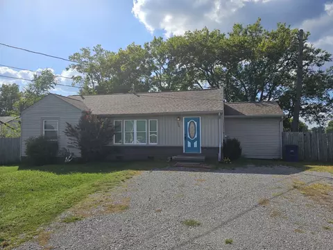 900 Cowan Ave, Shelbyville, TN 37160