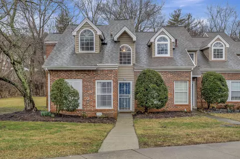 353 Yorkshire Cir #353, Nashville, TN 37211