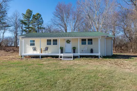 317 Rabbit Trail Rd, Leoma, TN 38468