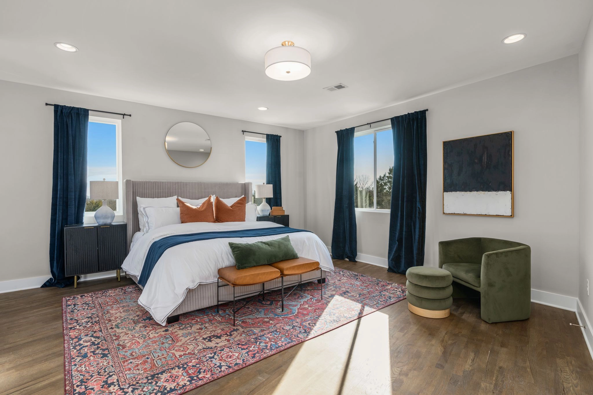 496 W Trinity Ln Unit 3  