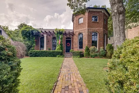 2000 Sweetbriar Ave, Nashville, TN 37212