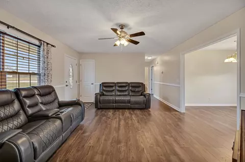 Living - 153 Spry Rd, Morrison, TN 37357 photo 1 of 2