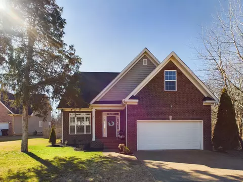 608 Oak Cove Ct, Mount Juliet, TN 37122