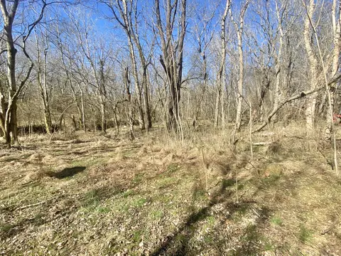 215 Third Ave, Loretto, TN 38469 photo 2