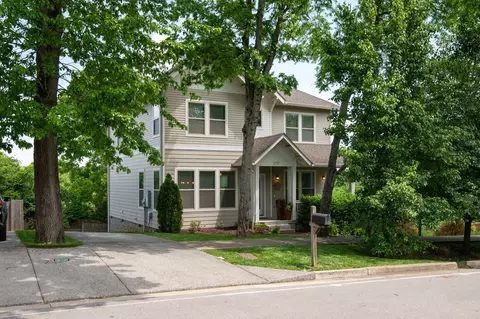 2717 Greenside Pl, Nashville, TN 37206