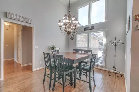 Dining - 2911 Apache Moon Ter, Murfreesboro, TN 37127 photo 1 of 3