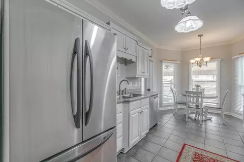 Kitchen - 2911 Apache Moon Ter, Murfreesboro, TN 37127 photo 5 of 5
