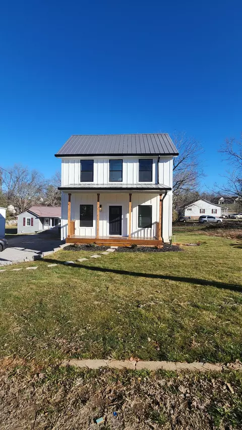 118 Main St N, Sparta, TN 38583