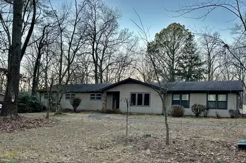 123 Hickory Hills Rd, Tullahoma, TN 37388