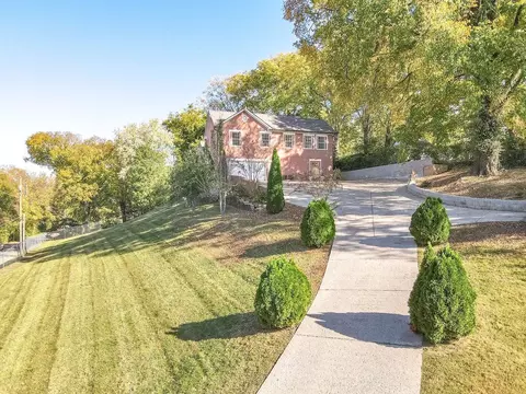 75 Whitsett Rd, Nashville, TN 37210