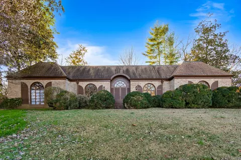 401 Sunnyside Dr, Nashville, TN 37205