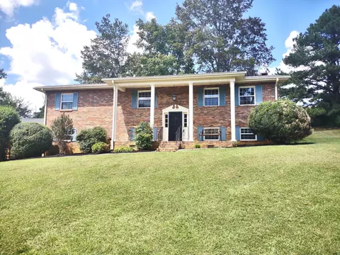 3801 NE Westview Dr, Cleveland, TN 37312