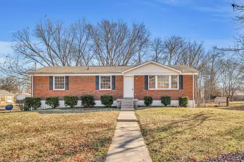 4004 Glenrose Dr, Columbia, TN 38401