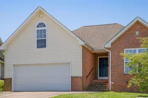497 Berry Cir, Springfield, TN 37172