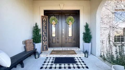 64 Queens Cir, Winchester, TN 37398
