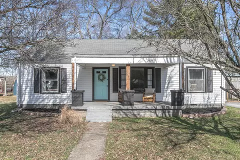 115 Rushwood Dr, Murfreesboro, TN 37130