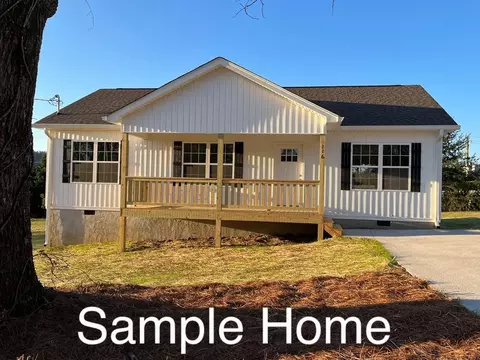 461 Old Cottonwood Mill Rd, Tunnel Hill, GA 30755