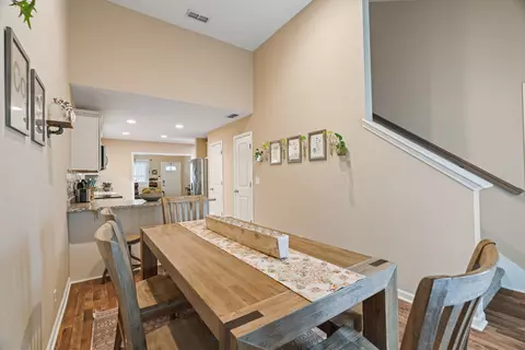 Dining - 4331 Prometheus Way, Murfreesboro, TN 37128 photo 4 of 6