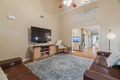 Living - 4331 Prometheus Way, Murfreesboro, TN 37128 photo 4 of 12