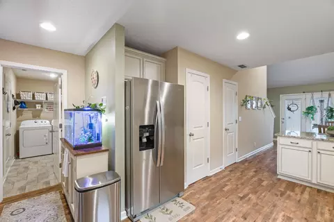 Kitchen - 4331 Prometheus Way, Murfreesboro, TN 37128 photo 3 of 10