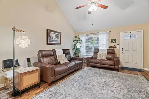 Living - 4331 Prometheus Way, Murfreesboro, TN 37128 photo 6 of 12