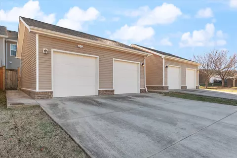 Exterior - 1207 Riverbrook Dr, Hermitage, TN 37076 photo 7 of 9