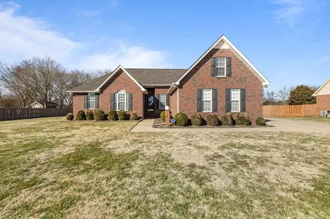 Exterior - 7403 Catherine St, Murfreesboro, TN 37129 photo 7 of 18