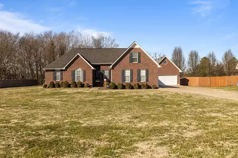 Exterior - 7403 Catherine St, Murfreesboro, TN 37129 photo 3 of 18