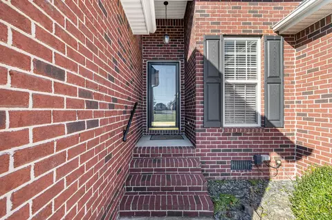Exterior - 7403 Catherine St, Murfreesboro, TN 37129 photo 8 of 18