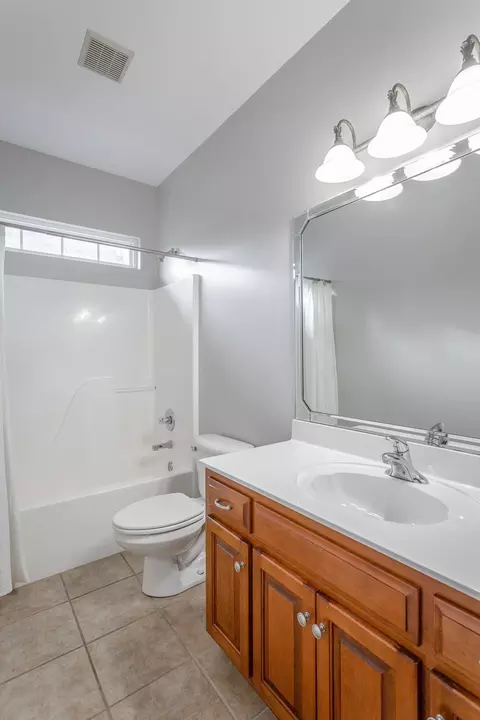 Bath - 8444 Pershing Rd, Chattanooga, TN 37421 photo 5 of 6