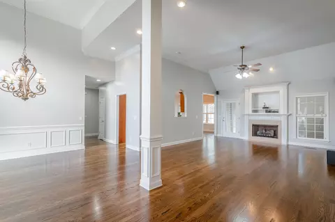 Living - 8444 Pershing Rd, Chattanooga, TN 37421 photo 1 of 3
