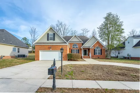 Exterior - 8444 Pershing Rd, Chattanooga, TN 37421 photo 5 of 20