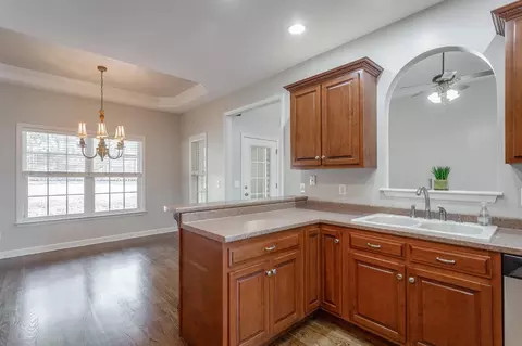 Kitchen - 8444 Pershing Rd, Chattanooga, TN 37421 photo 3 of 5