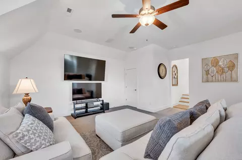 Living - 4045 John Marsh Rd, Spring Hill, TN 37174 photo 8 of 9