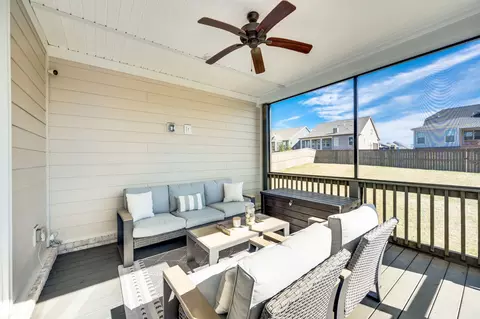 Exterior - 4045 John Marsh Rd, Spring Hill, TN 37174 photo 4 of 13