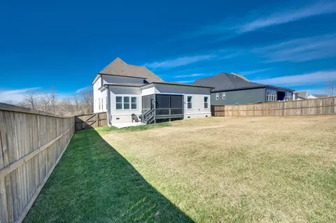 Exterior - 4045 John Marsh Rd, Spring Hill, TN 37174 photo 11 of 13