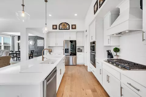 Kitchen - 4045 John Marsh Rd, Spring Hill, TN 37174 photo 4 of 7