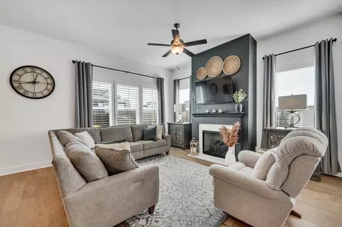 Living - 4045 John Marsh Rd, Spring Hill, TN 37174 photo 1 of 9