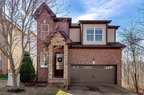 5925 Woodlands Ave, Nashville, TN 37211