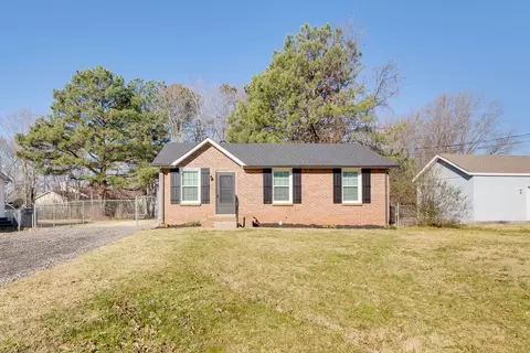 302 Buckeye Ln, Clarksville, TN 37042