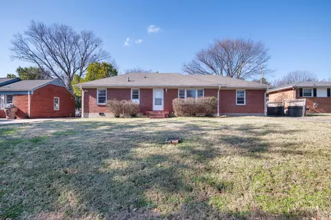 2818 Barclay Dr, Nashville, TN 37206