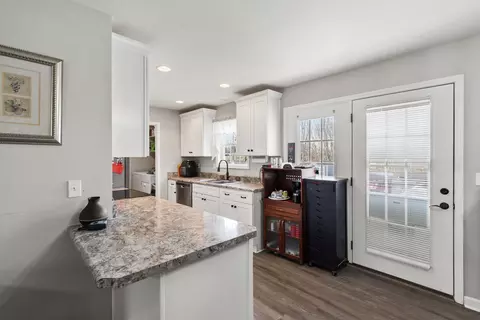 Kitchen - 6491 Highway 161, Springfield, TN 37172 photo 1 of 6