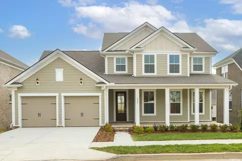 588 Snap Dragon Ln, Hendersonville, TN 37075
