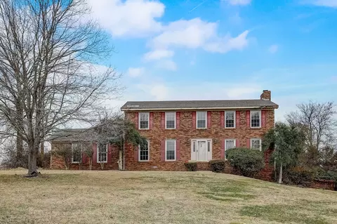 676 Northridge Dr, Gallatin, TN 37066