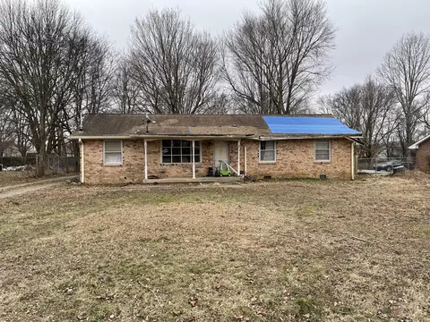201 Meadow Ln, Portland, TN 37148