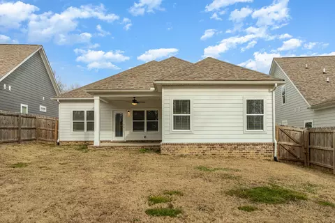 Exterior - 217 Hermitage Point Dr, Hermitage, TN 37076 photo 6 of 7