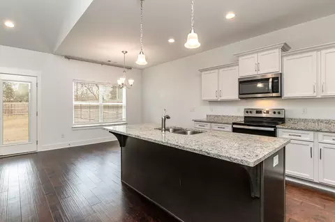 Kitchen - 217 Hermitage Point Dr, Hermitage, TN 37076 photo 2 of 3