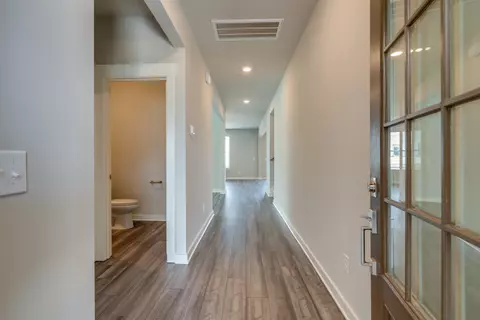 519 Ballard Dr, White House, TN 37188