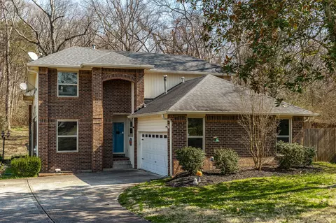 1748 Ridgemere Ct, Hermitage, TN 37076