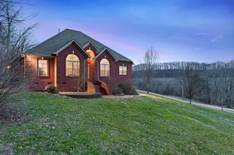 3935 Catheys Creek Rd, Hampshire, TN 38461